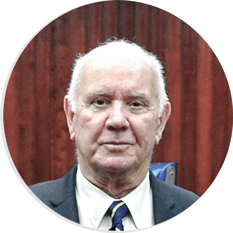 Dr. Roberto Mario Clausi